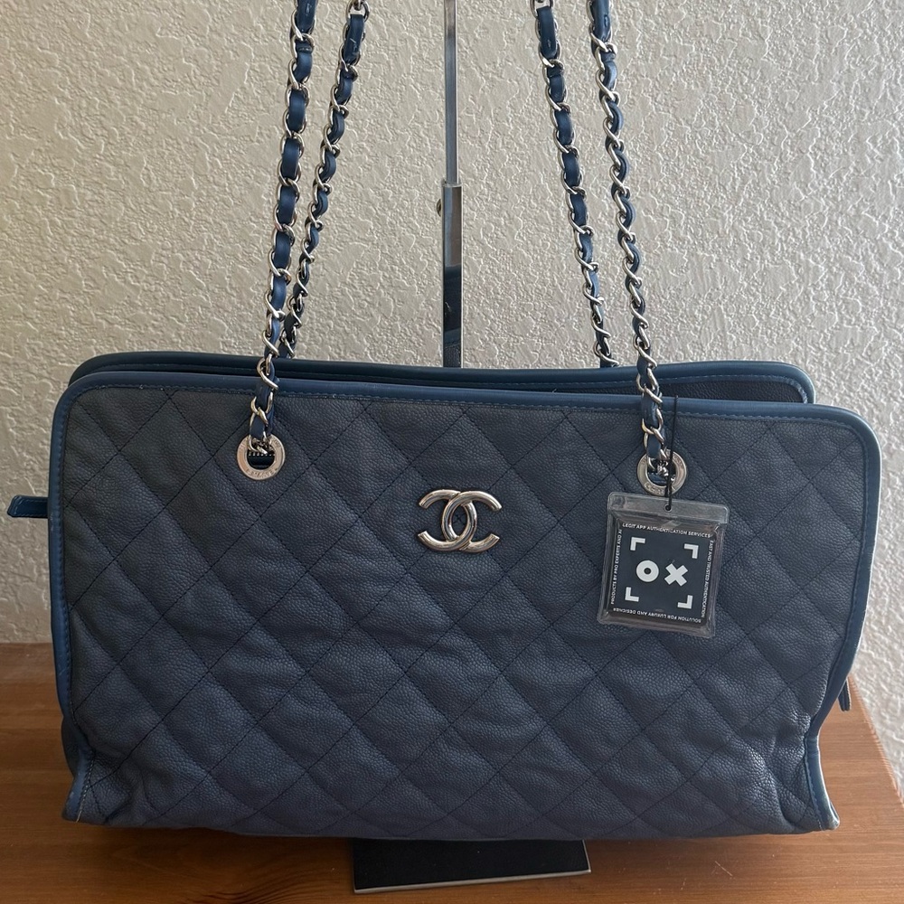 CHANEL French Riviera Matelasse Navy Blue Caviar Leather Shoulder Bag SHW
